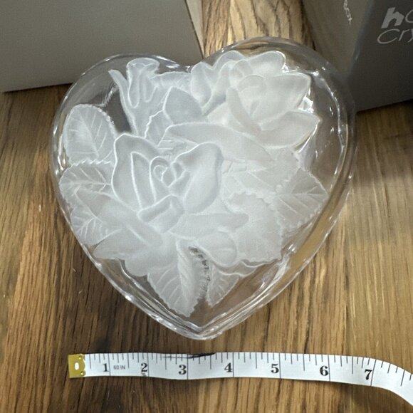 Home Beautiful Crystal Rose Pearls Covered Heart Box - Picture 8 of 12